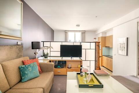 Roma Studio Apartment In Collins Street Melburne Exterior foto